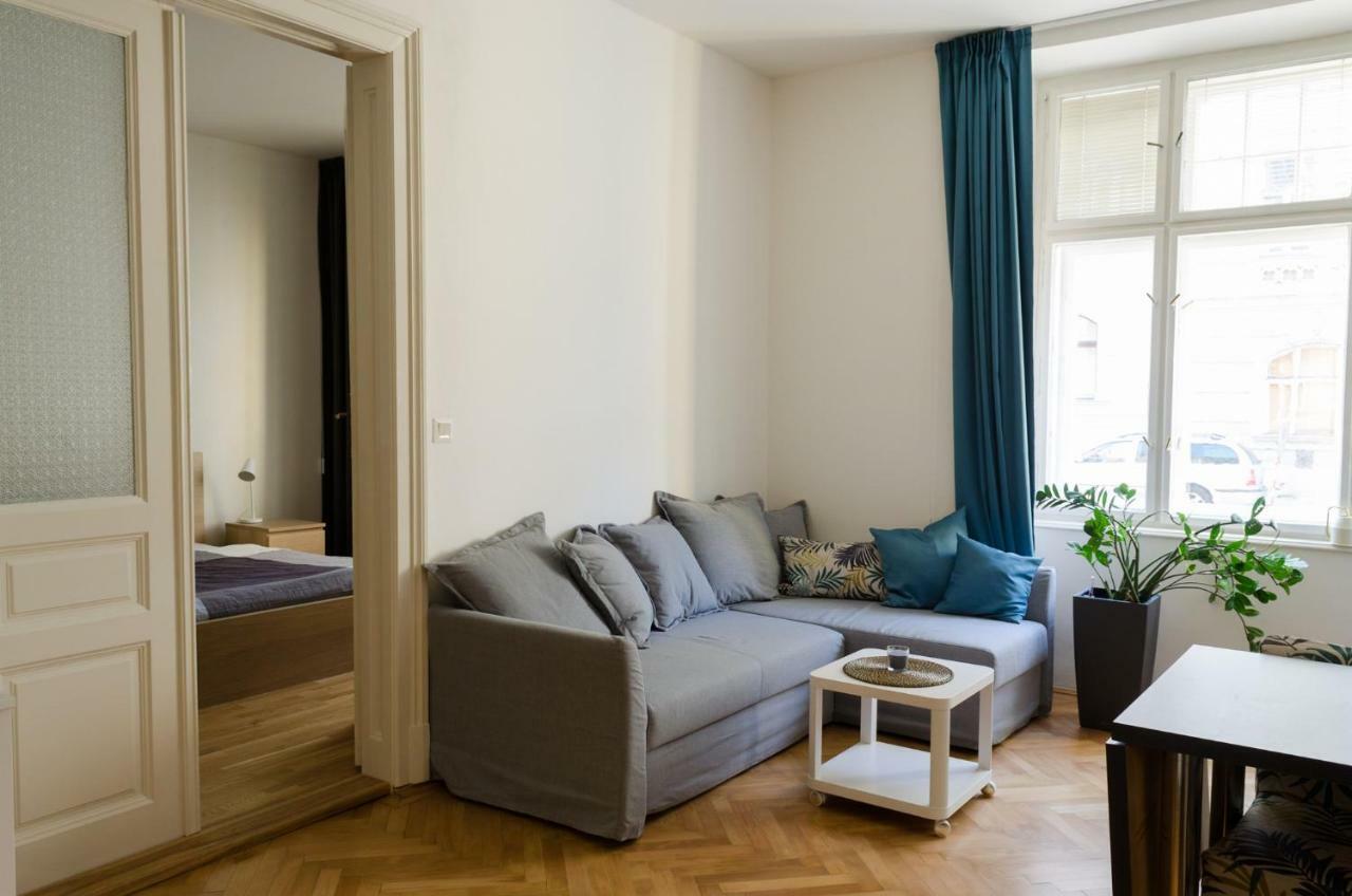 Oltec Apartment Brno Bagian luar foto